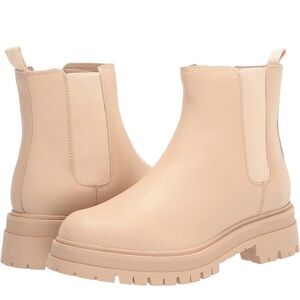 Marc Fisher Pietro Lug Sole Slip-On Chelsea Ankle Boots Light Natural 7.5